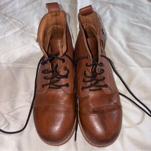 Mikoleon Heirloom Leather Boots Size 33